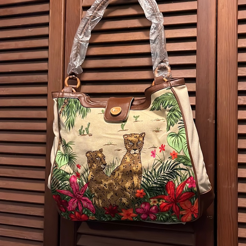 Safari print tote